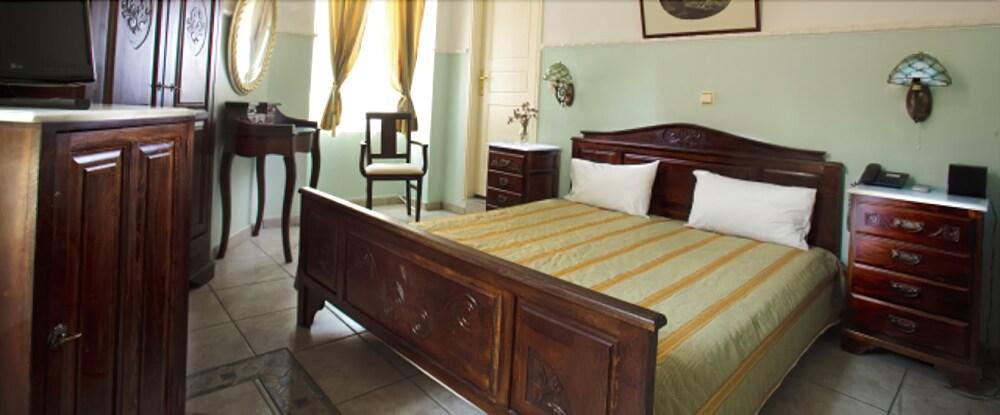 Monte Kristo Hotel แอร์มูโปลี ภายนอก รูปภาพ