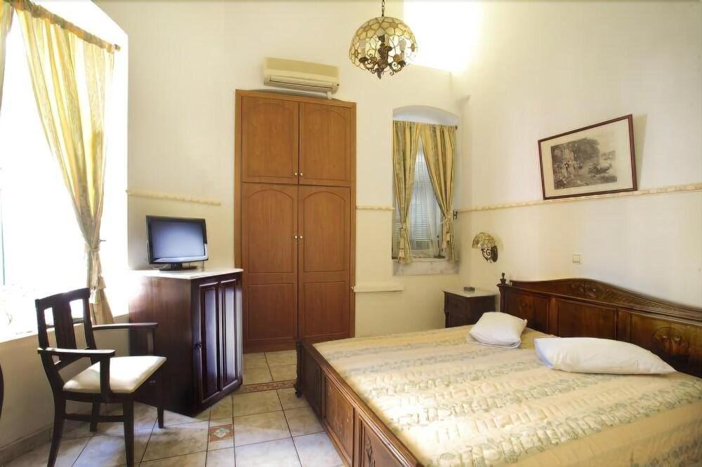 Monte Kristo Hotel แอร์มูโปลี ภายนอก รูปภาพ