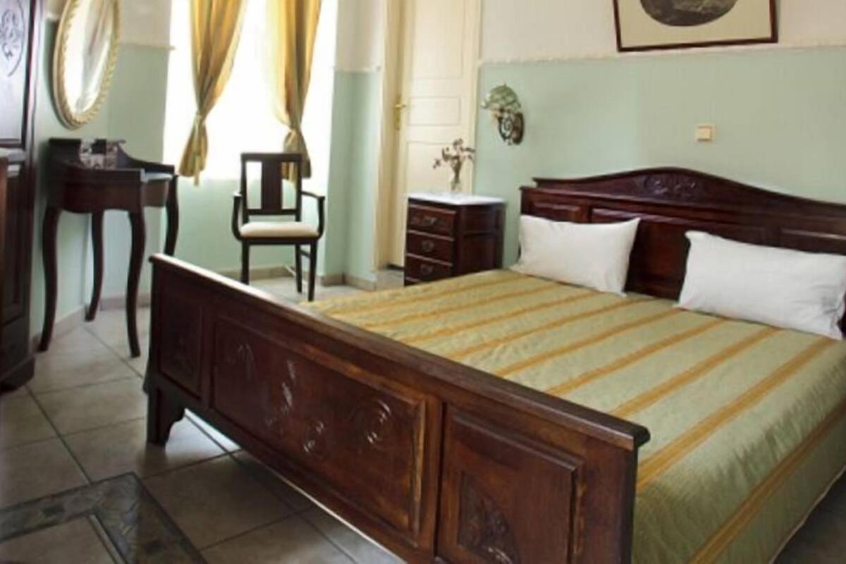 Monte Kristo Hotel แอร์มูโปลี ภายนอก รูปภาพ