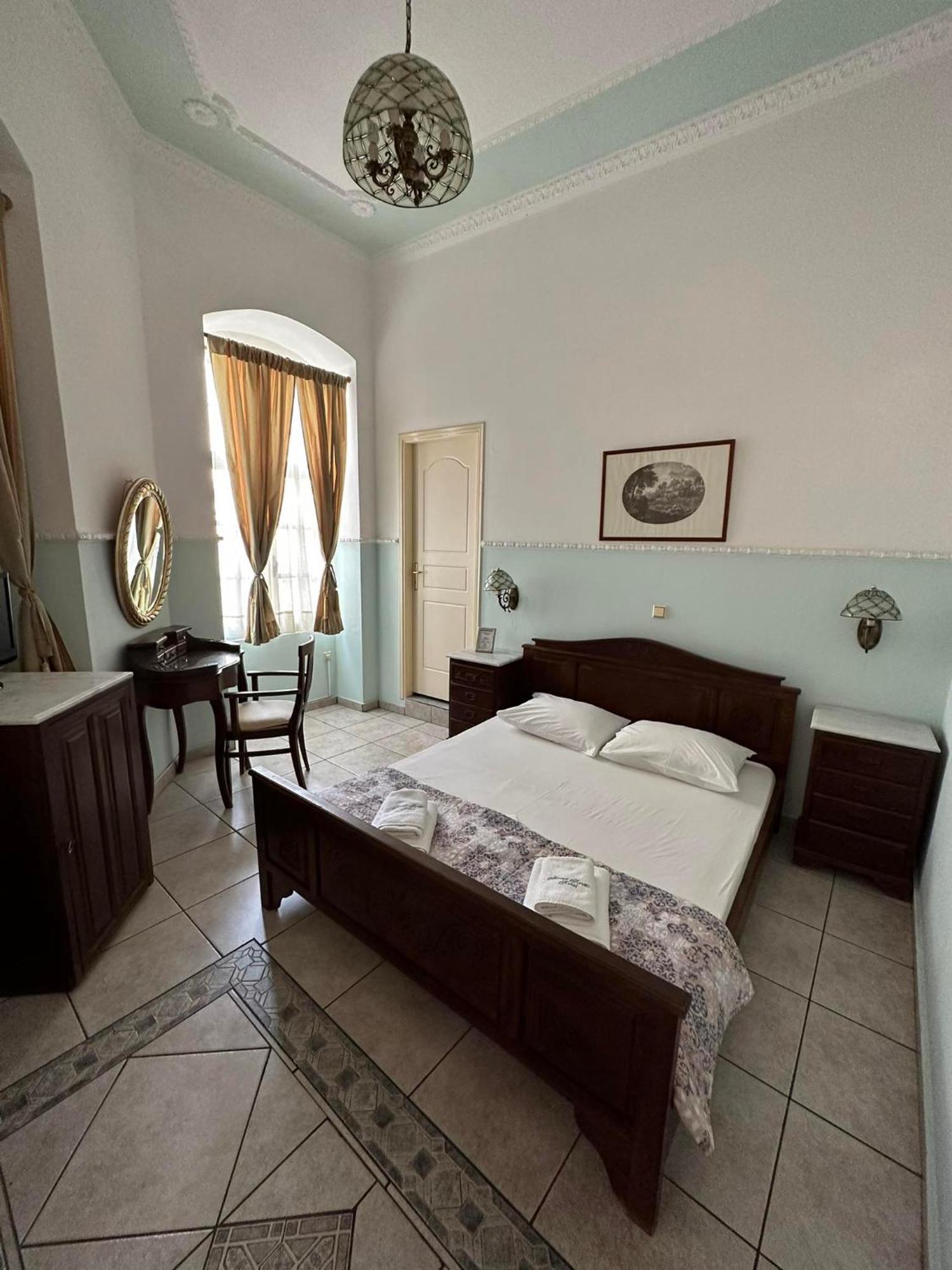 Monte Kristo Hotel แอร์มูโปลี ภายนอก รูปภาพ
