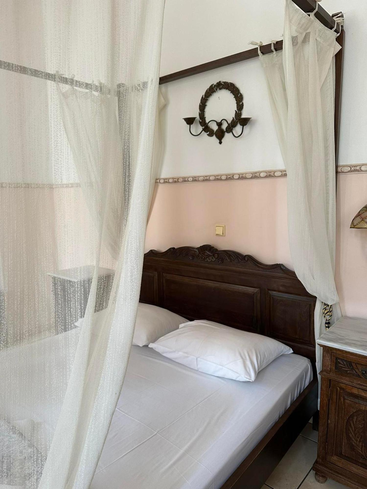 Monte Kristo Hotel แอร์มูโปลี ภายนอก รูปภาพ