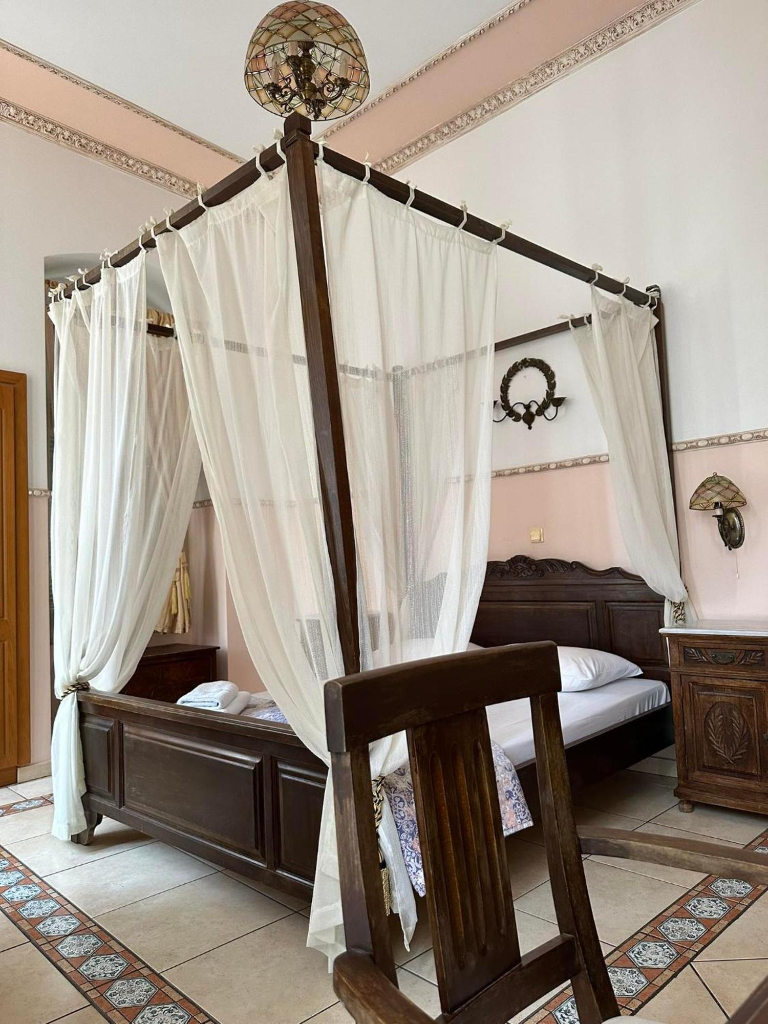 Monte Kristo Hotel แอร์มูโปลี ภายนอก รูปภาพ