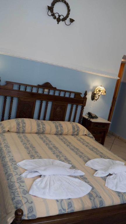 Monte Kristo Hotel แอร์มูโปลี ห้อง รูปภาพ